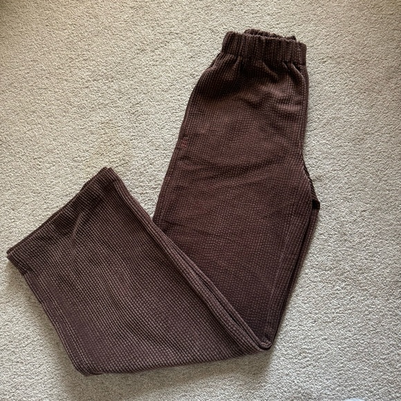 BDG Ribbed Corduroy Straight Leg Jeans - Picture 10 of 13